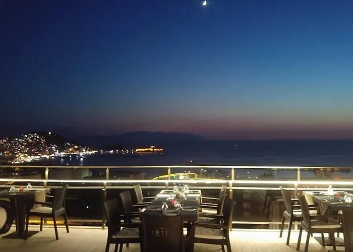Demir Hotell