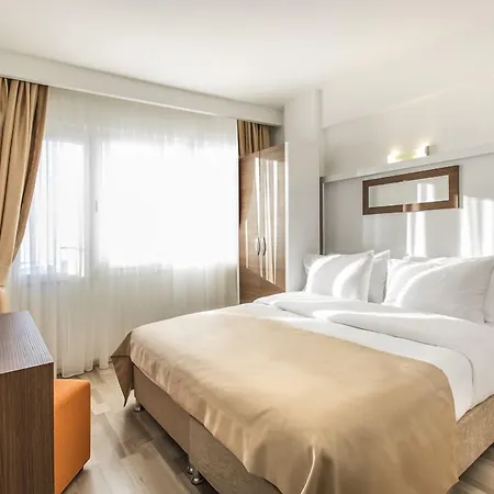 Demir 3* Kuşadası